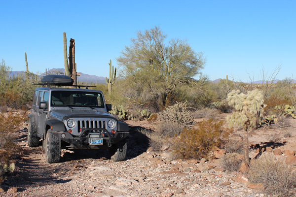 Approaching the Table Top Trailhead