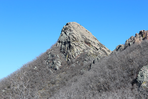 Mount Turnbull summit pinnacle from the west ridge