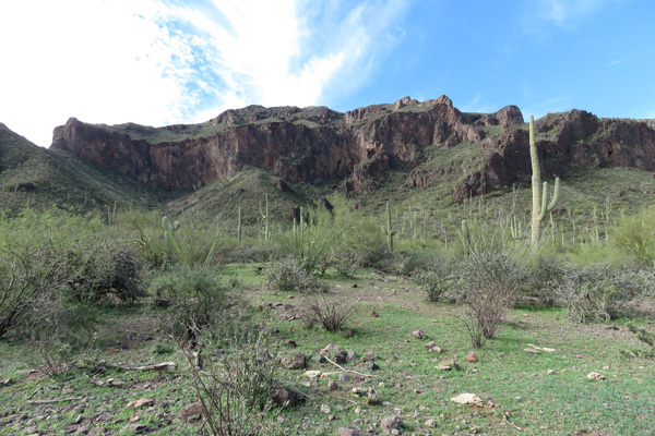 The east face of South Mountain from the trailhead