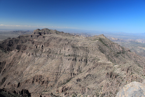North along the Superstition Ridgeline Trail from Superstition Benchmark