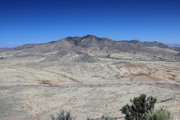 The Whetstone Mountains to the north from the summit of Mustang Peak