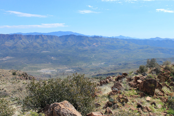 East towards Pinal Peak and El Capitan Mountain from Picketpost Mountain summit