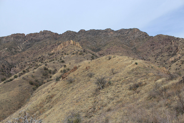 The Gunsight and Mundo Perdido from the ESE Ridge