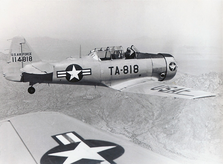 T-6s in Formation