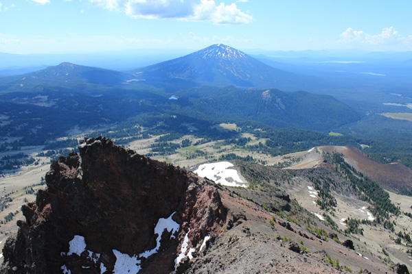 I descended towards Mount Bachelor following the ridge past the snowfields below.