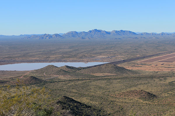 Lake Saint Clair and the Vekol Mountains from the Tat Momoli Mountains