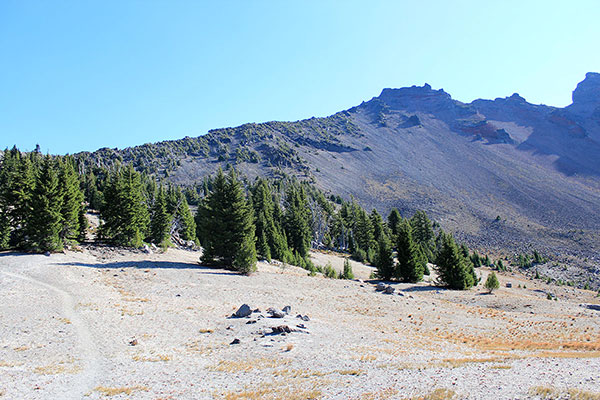 The climbers' trail gains the Northwest Ridge of Broken Top at the saddle on the left.