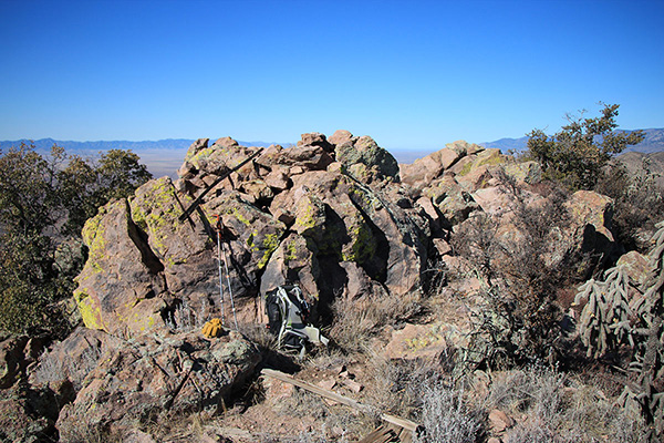 The high point of Grease Benchmark was this rock, with the GREASE benchmark and summit registry on top