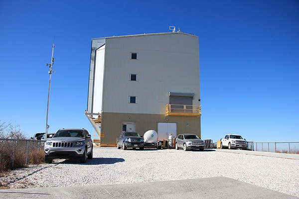 The FLWO building on Mount Hopkins rotates as needed