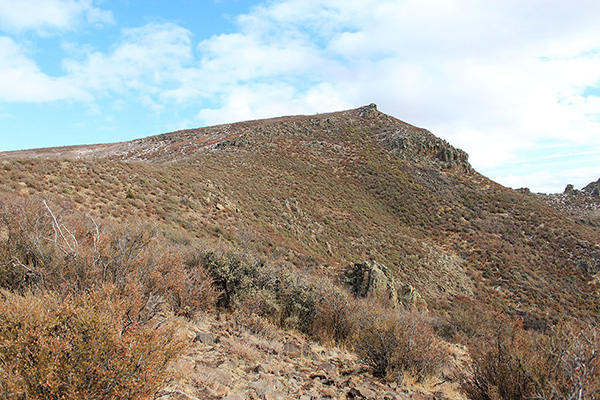 The Mohon Peak summit is just beyond the horn right of center