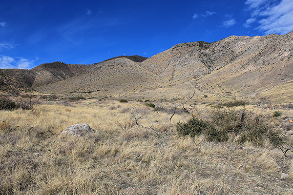 We first climbed the slope left of center to reach the ESE Ridge above it