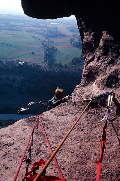 Terry enters Monkey Face's mouth cave in late afternoon (October 1982).