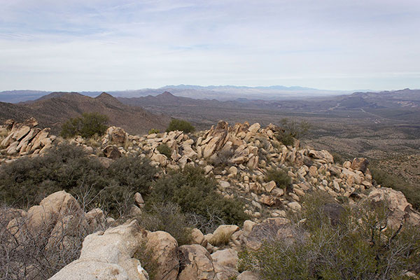 The Hualapai Mountains lie to the northwest from Arrastra Mountain