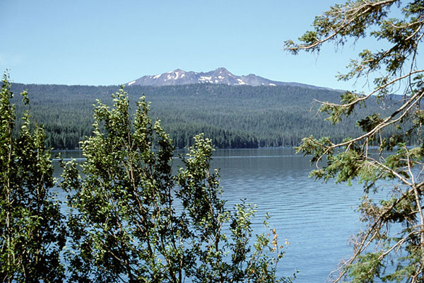 Odell Lake near Willamette Pass