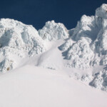 The Hogsback and Pearly Gates lead to the summit of Mount Hood